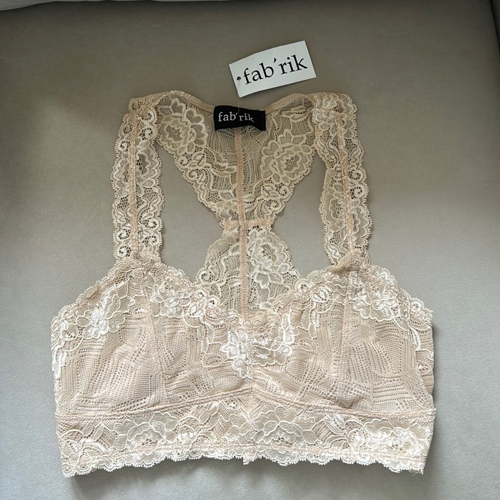 Fabrik nude lace racerback bra. NWT size Medium